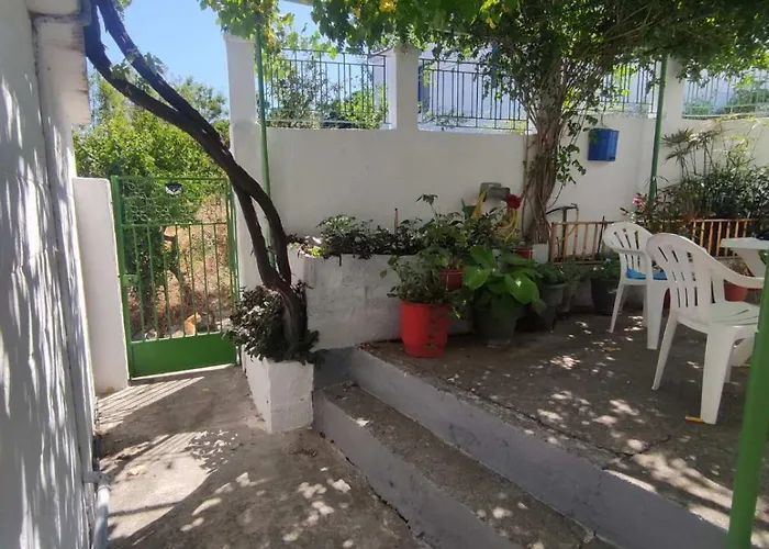 Traditional Cozy House Apartman Tríkeri