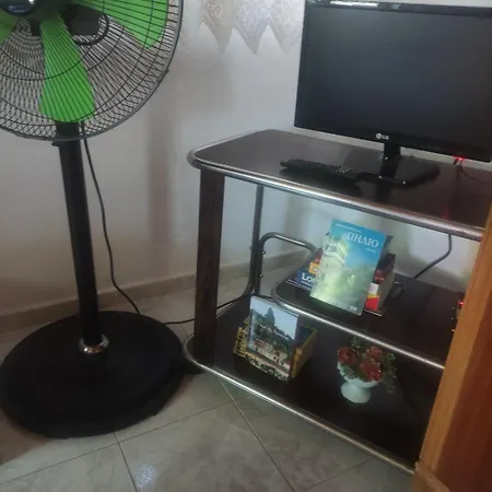 Traditional Cozy House Tríkeri